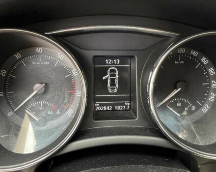 Червоний Шкода Суперб, об'ємом двигуна 1.8 л та пробігом 205 тис. км за 9900 $, фото 11 на Automoto.ua