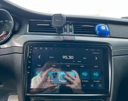 Червоний Шкода Суперб, об'ємом двигуна 2 л та пробігом 275 тис. км за 10190 $, фото 27 на Automoto.ua