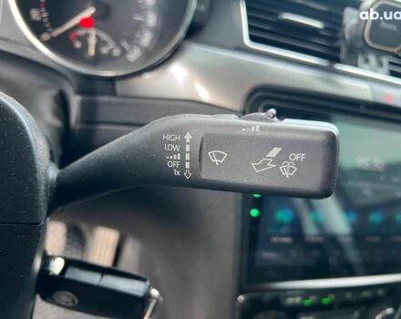 Червоний Шкода Суперб, об'ємом двигуна 2 л та пробігом 275 тис. км за 10190 $, фото 24 на Automoto.ua