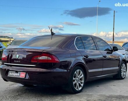 Червоний Шкода Суперб, об'ємом двигуна 2 л та пробігом 275 тис. км за 10190 $, фото 8 на Automoto.ua