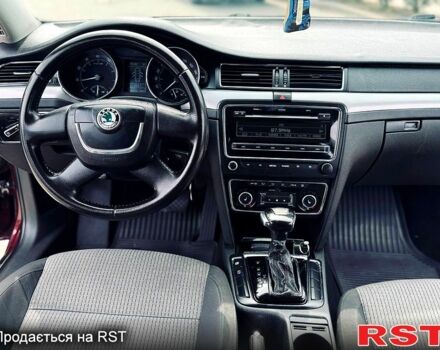 Шкода Суперб 2008 в Полтаве на Automoto.ua Красный Шкода Суперб, объемом двигателя 1.8 л и пробегом 210 тыс. км за 7900 $, фото 5 на Automoto.ua