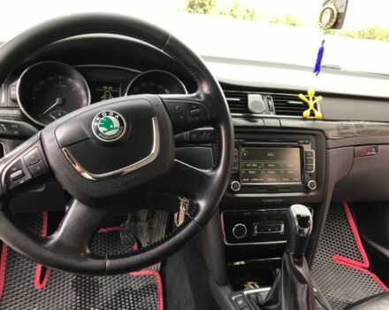 Красный Шкода Суперб, объемом двигателя 1.9 л и пробегом 330 тыс. км за 7600 $, фото 8 на Automoto.ua