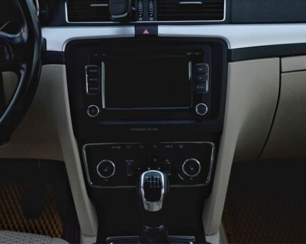 Красный Шкода Суперб, объемом двигателя 1.8 л и пробегом 194 тыс. км за 8300 $, фото 12 на Automoto.ua