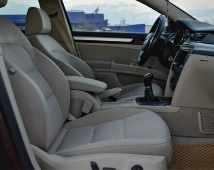 Красный Шкода Суперб, объемом двигателя 1.8 л и пробегом 194 тыс. км за 8300 $, фото 11 на Automoto.ua