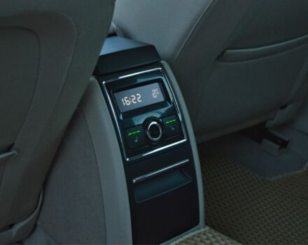 Красный Шкода Суперб, объемом двигателя 1.8 л и пробегом 194 тыс. км за 8300 $, фото 8 на Automoto.ua