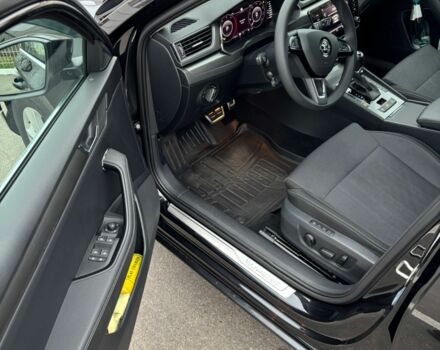 Червоний Шкода Суперб, об'ємом двигуна 2 л та пробігом 250 тис. км за 25000 $, фото 2 на Automoto.ua