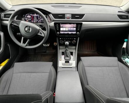 Червоний Шкода Суперб, об'ємом двигуна 2 л та пробігом 250 тис. км за 25000 $, фото 13 на Automoto.ua