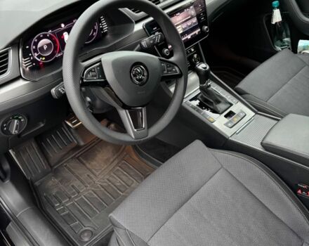 Червоний Шкода Суперб, об'ємом двигуна 2 л та пробігом 250 тис. км за 25000 $, фото 3 на Automoto.ua