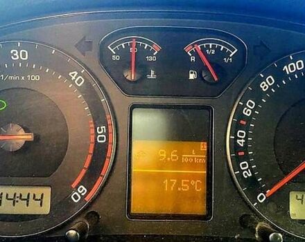Шкода Суперб 2002 у Голованевске на Automoto.ua Червоний Шкода Суперб, об'ємом двигуна 1.9 л та пробігом 406 тис. км за 4500 $, фото 7 на Automoto.ua