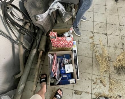 Червоний Шкода Суперб, об'ємом двигуна 2.8 л та пробігом 414 тис. км за 5000 $, фото 5 на Automoto.ua