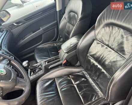 Красный Шкода Суперб, объемом двигателя 1.97 л и пробегом 255 тыс. км за 8200 $, фото 11 на Automoto.ua