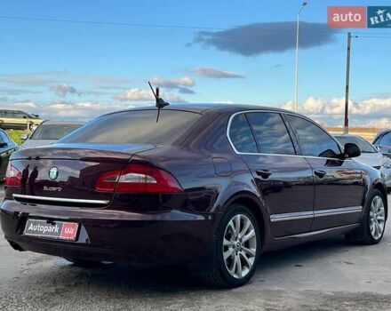 Червоний Шкода Суперб, об'ємом двигуна 2 л та пробігом 275 тис. км за 10190 $, фото 8 на Automoto.ua