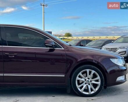 Червоний Шкода Суперб, об'ємом двигуна 2 л та пробігом 275 тис. км за 10190 $, фото 11 на Automoto.ua