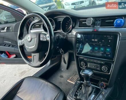 Червоний Шкода Суперб, об'ємом двигуна 2 л та пробігом 275 тис. км за 10190 $, фото 40 на Automoto.ua