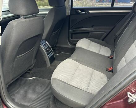 Красный Шкода Суперб, объемом двигателя 1.8 л и пробегом 210 тыс. км за 7500 $, фото 9 на Automoto.ua