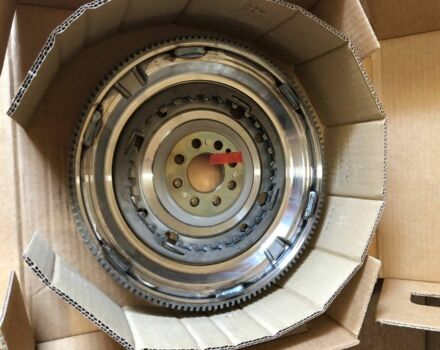 Красный Шкода Суперб, объемом двигателя 1.8 л и пробегом 286 тыс. км за 12200 $, фото 14 на Automoto.ua