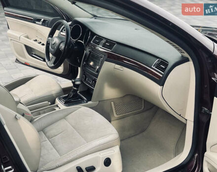 Красный Шкода Суперб, объемом двигателя 3.58 л и пробегом 254 тыс. км за 8800 $, фото 10 на Automoto.ua