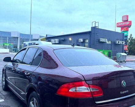 Красный Шкода Суперб, объемом двигателя 2 л и пробегом 278 тыс. км за 9800 $, фото 3 на Automoto.ua