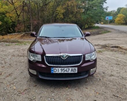 Красный Шкода Суперб, объемом двигателя 1.8 л и пробегом 268 тыс. км за 8300 $, фото 1 на Automoto.ua