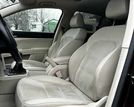 Красный Шкода Суперб, объемом двигателя 1.97 л и пробегом 230 тыс. км за 9700 $, фото 5 на Automoto.ua