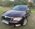 Красный Шкода Суперб, объемом двигателя 1.8 л и пробегом 211 тыс. км за 7600 $, фото 1 на Automoto.ua