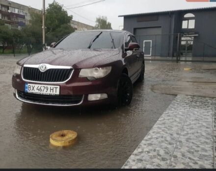 Красный Шкода Суперб, объемом двигателя 1.8 л и пробегом 277 тыс. км за 9500 $, фото 4 на Automoto.ua