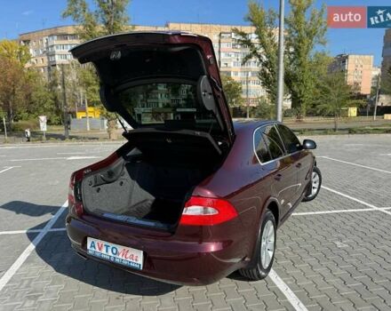 Красный Шкода Суперб, объемом двигателя 1.8 л и пробегом 183 тыс. км за 8800 $, фото 14 на Automoto.ua