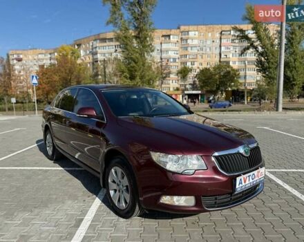 Красный Шкода Суперб, объемом двигателя 1.8 л и пробегом 183 тыс. км за 8800 $, фото 2 на Automoto.ua