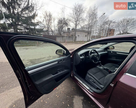 Червоний Шкода Суперб, об'ємом двигуна 1.97 л та пробігом 292 тис. км за 7999 $, фото 4 на Automoto.ua