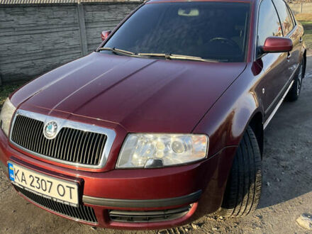 Красный Шкода Суперб, объемом двигателя 1.78 л и пробегом 97 тыс. км за 7500 $, фото 1 на Automoto.ua