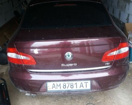 Червоний Шкода Суперб, об'ємом двигуна 1.8 л та пробігом 135 тис. км за 5500 $, фото 1 на Automoto.ua