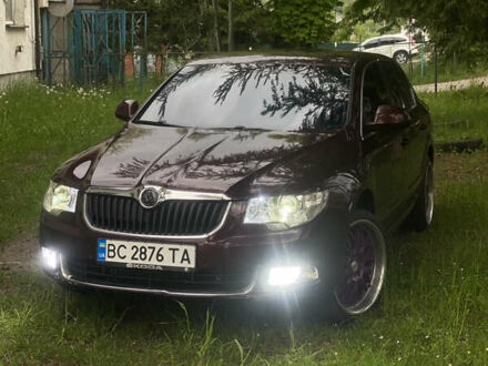 Шкода Суперб 2011 в Турке на Automoto.ua Красный Шкода Суперб, объемом двигателя 2 л и пробегом 391 тыс. км за 8500 $, фото 1 на Automoto.ua