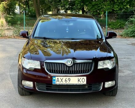 Красный Шкода Суперб, объемом двигателя 1.8 л и пробегом 135 тыс. км за 10800 $, фото 1 на Automoto.ua