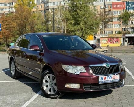 Красный Шкода Суперб, объемом двигателя 1.8 л и пробегом 183 тыс. км за 8800 $, фото 1 на Automoto.ua