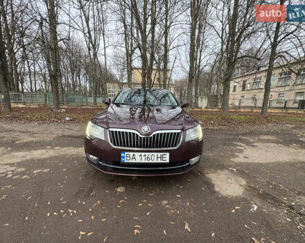 Красный Шкода Суперб, объемом двигателя 1.97 л и пробегом 292 тыс. км за 7999 $, фото 1 на Automoto.ua
