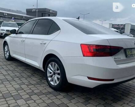 Шкода Суперб, об'ємом двигуна 2 л та пробігом 259 тис. км за 16300 $, фото 4 на Automoto.ua