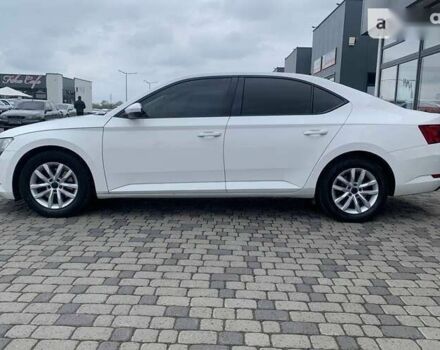 Шкода Суперб, об'ємом двигуна 2 л та пробігом 259 тис. км за 16300 $, фото 5 на Automoto.ua