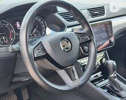 Шкода Суперб, об'ємом двигуна 2 л та пробігом 245 тис. км за 26500 $, фото 19 на Automoto.ua