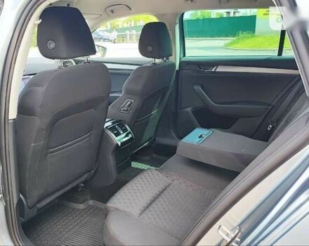 Шкода Суперб, об'ємом двигуна 2 л та пробігом 245 тис. км за 26500 $, фото 17 на Automoto.ua