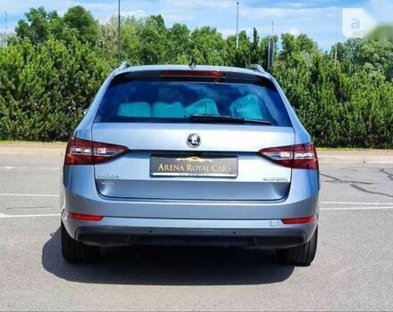 Шкода Суперб, об'ємом двигуна 2 л та пробігом 245 тис. км за 26500 $, фото 7 на Automoto.ua