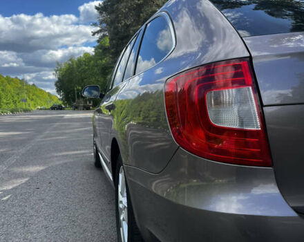 Шкода Суперб, об'ємом двигуна 2 л та пробігом 258 тис. км за 12000 $, фото 17 на Automoto.ua