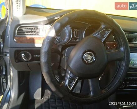 Шкода Суперб, объемом двигателя 2 л и пробегом 310 тыс. км за 13000 $, фото 2 на Automoto.ua