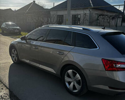 Шкода Суперб, объемом двигателя 0 л и пробегом 270 тыс. км за 13700 $, фото 5 на Automoto.ua