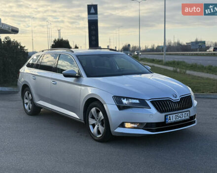 Шкода Суперб, об'ємом двигуна 2 л та пробігом 204 тис. км за 14999 $, фото 4 на Automoto.ua