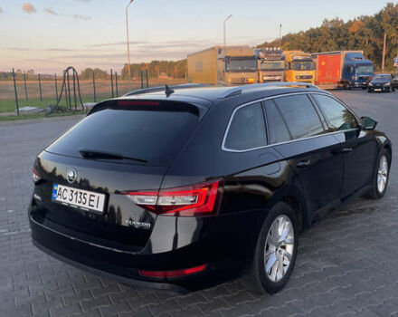 Шкода Суперб, объемом двигателя 2 л и пробегом 270 тыс. км за 17900 $, фото 3 на Automoto.ua