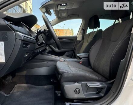 Шкода Суперб, об'ємом двигуна 2 л та пробігом 214 тис. км за 19999 $, фото 29 на Automoto.ua