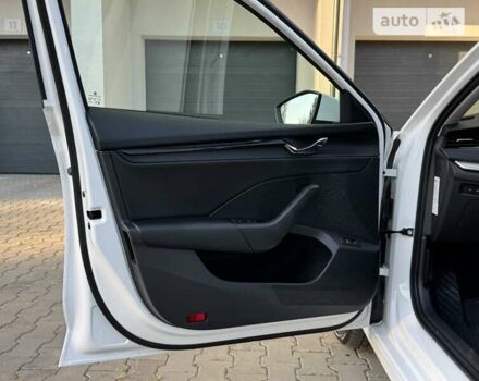 Шкода Суперб, об'ємом двигуна 2 л та пробігом 214 тис. км за 19999 $, фото 25 на Automoto.ua