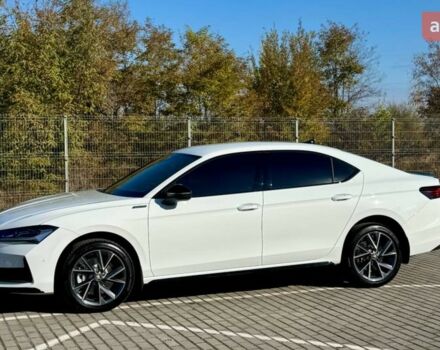 Шкода Суперб 2025 у Дніпро (Дніпропетровську) на Automoto.ua Шкода Суперб, об'ємом двигуна 1.98 л та пробігом 0 тис. км за 52784 $, фото 5 на Automoto.ua