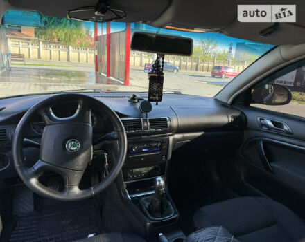 Шкода Суперб, объемом двигателя 1.9 л и пробегом 301 тыс. км за 5900 $, фото 4 на Automoto.ua