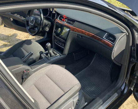 Шкода Суперб, объемом двигателя 1.8 л и пробегом 255 тыс. км за 9300 $, фото 7 на Automoto.ua